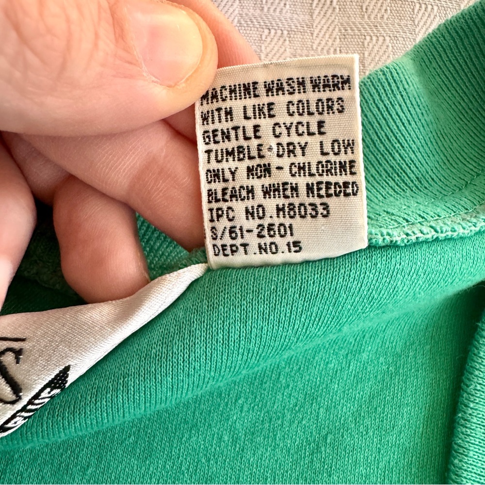 Vintage Kelly Green Crest Cardigan Gold Buttons Preppy 18 90s - Picture 6 of 13